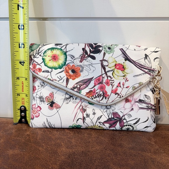 NWT Francesca's Romantic Floral Envelope Clutch Bag Gold Chain Chic Elegant - Picture 9 of 9